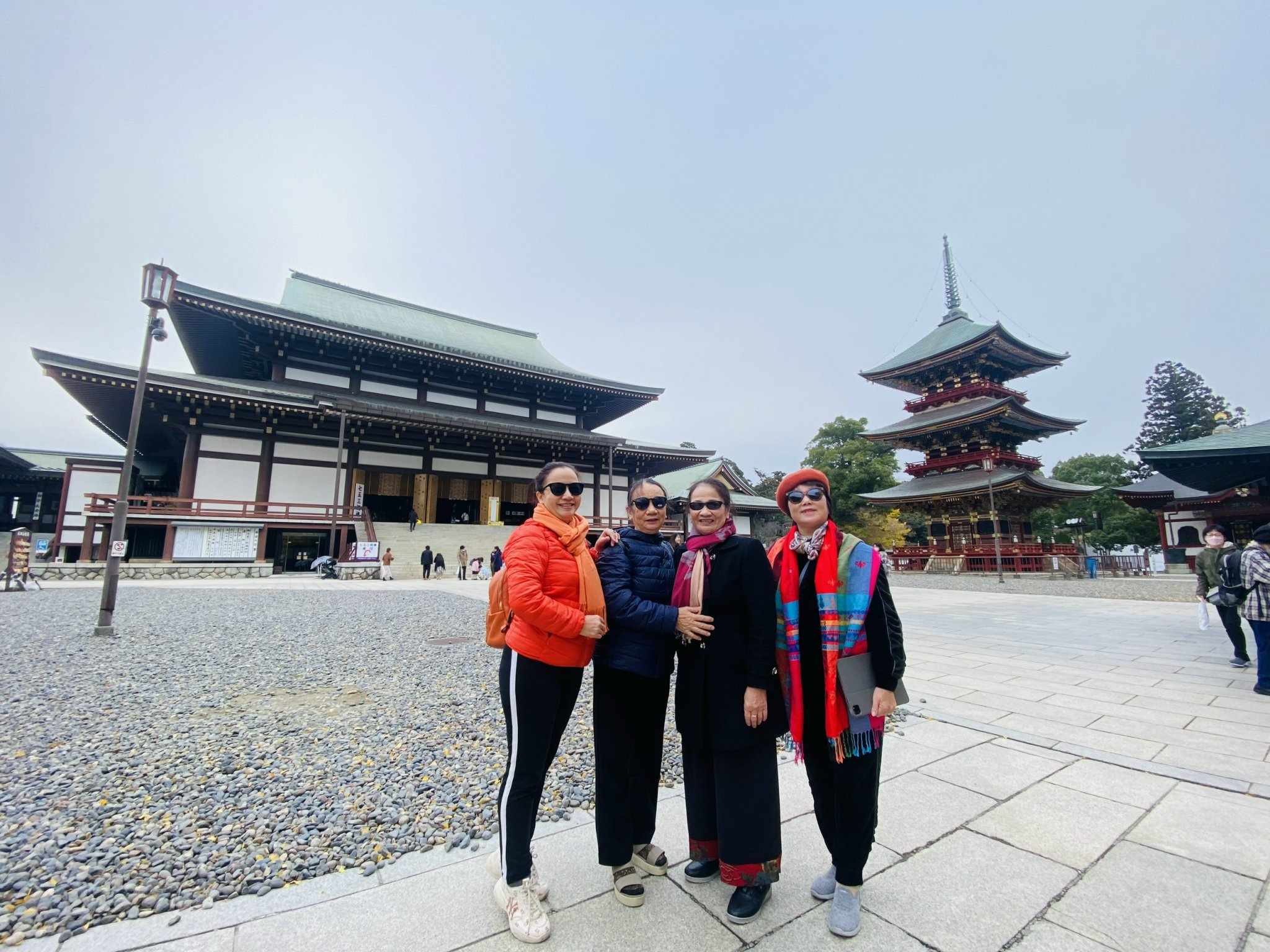 Ảnh đoàn Nhật Bản